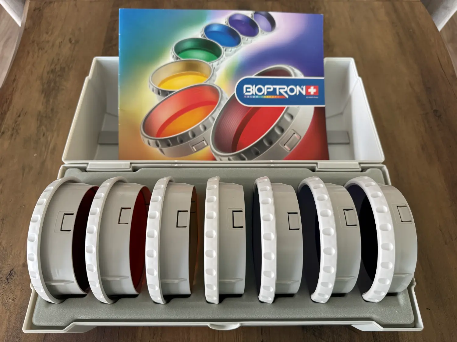 Kompletná sada 7 farebných filtrov BIOPTRON (Kolorterapia) – Obrázok 5